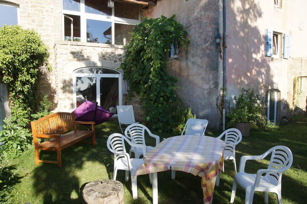 Le Grand Noe Bed & Breakfast Roisey Exterior photo