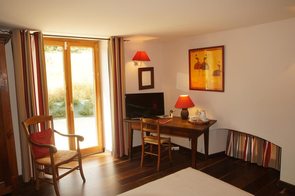Le Grand Noe Bed & Breakfast Roisey Exterior photo